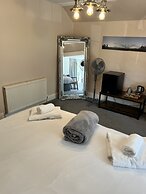 The Plough Inn