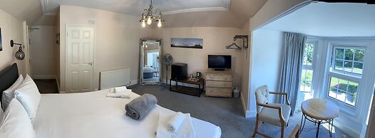 The Plough Inn