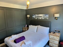The Plough Inn