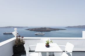 Kastro Suites