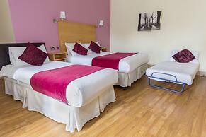 Coach House Hotel