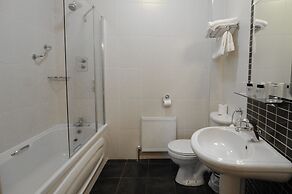 Coach House Hotel