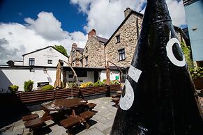 Black Boy Inn