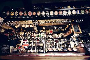 Black Boy Inn