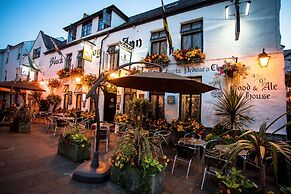 Black Boy Inn