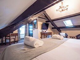Black Boy Inn