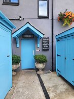 Black Boy Inn