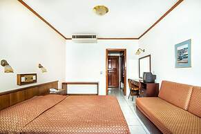Xenios Theoxenia Hotel