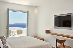 Manoulas Beach Mykonos Resort