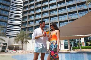 Yas Plaza Marina