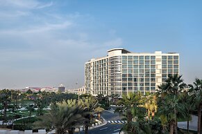 Yas Plaza Marina