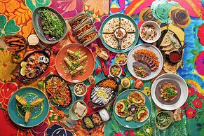Yas Plaza Bay