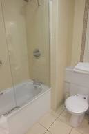 Canal Court Hotel