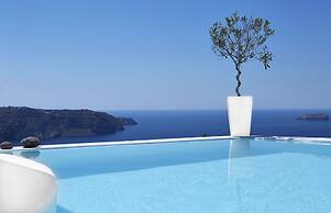 Athermi Suites - Adults Only