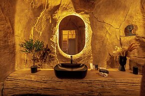 Athermi Suites - Adults Only