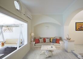 Athermi Suites - Adults Only