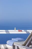 Athermi Suites - Adults Only