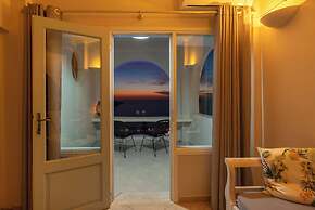 Athermi Suites - Adults Only