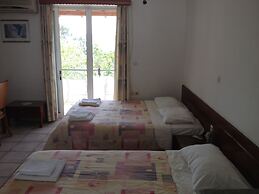 Gikas Apartments