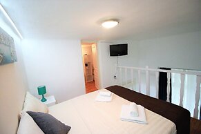 Budapest Easy Flats - Opera Apartments