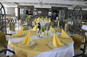Alp Hotel