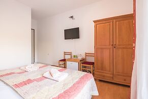 Apartments Karacic