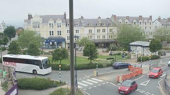 The Broadway Hotel
