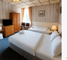 St Elmo Hotel