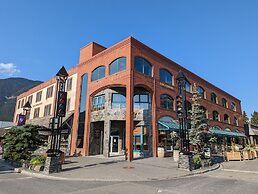 King Edward Hotel