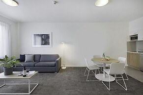 Quest Mawson Lakes