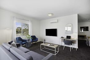 Quest Mawson Lakes