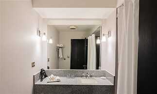 Four Points by Sheraton Los Angeles