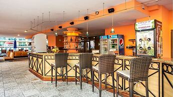 Astera Hotel & Spa