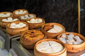 Regal Jinfeng Hotel