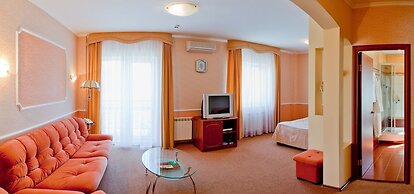Emerald Hotel