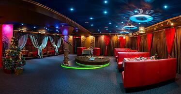 Emerald Hotel