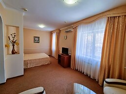 Emerald Hotel