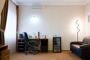 Emerald Hotel