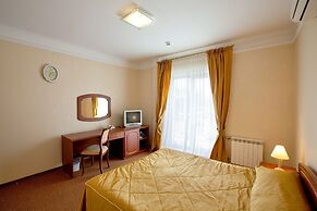 Emerald Hotel