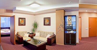 Emerald Hotel