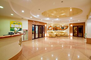 Emerald Hotel