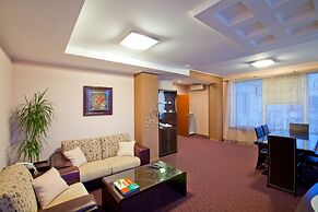 Emerald Hotel