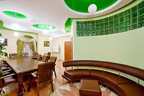 Emerald Hotel