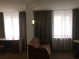 Deryabin  Hotel