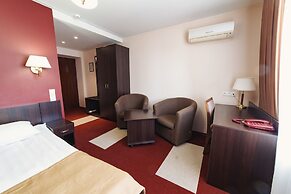 Deryabin  Hotel