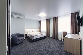 Deryabin  Hotel