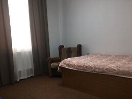 Deryabin  Hotel