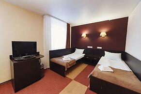 Deryabin  Hotel
