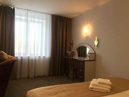 Deryabin  Hotel