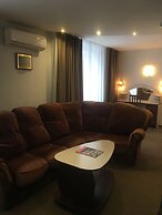 Deryabin  Hotel